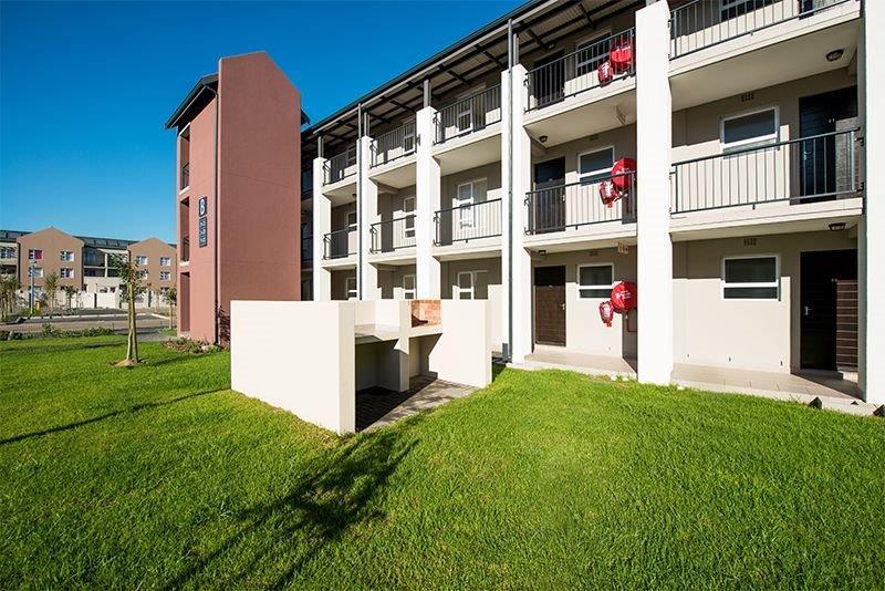 To Let 2 Bedroom Property for Rent in Buh Rein Estate Western Cape